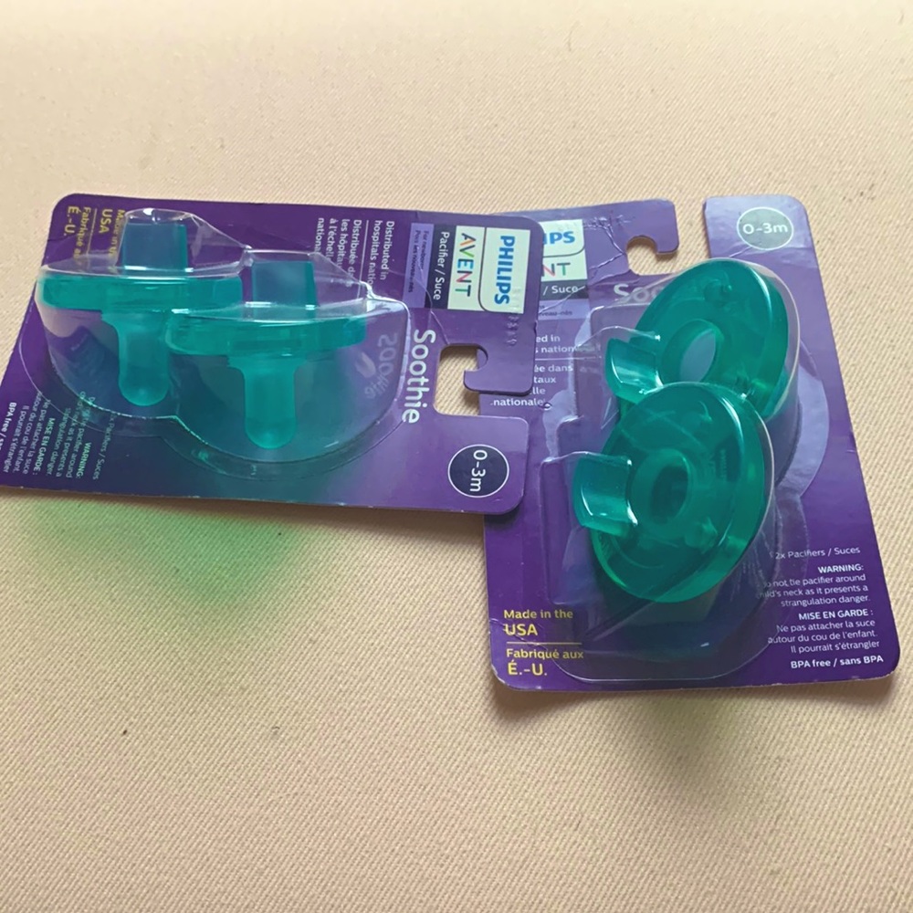 NEVER BEEN OPENED Phillips Soothie Pacifiers 0-3 months
